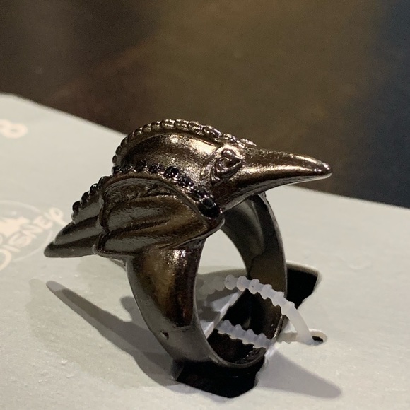 DISNEY MALEFICENT DIAVAL RING - Picture 3 of 8